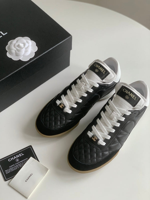 Sneaker CC in pelle di agnello nera trapuntata 143552