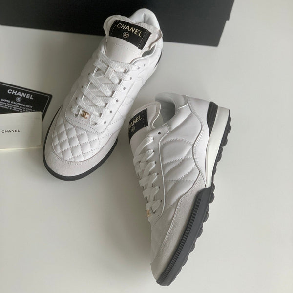 Sneaker CC in pelle di agnello bianca trapuntata 143556