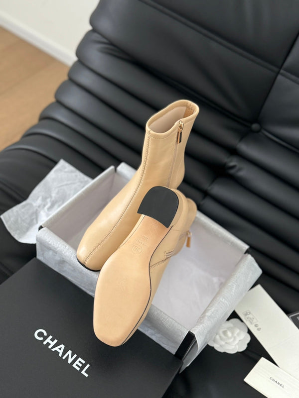 CC Ankle Boot Beige Calfskin