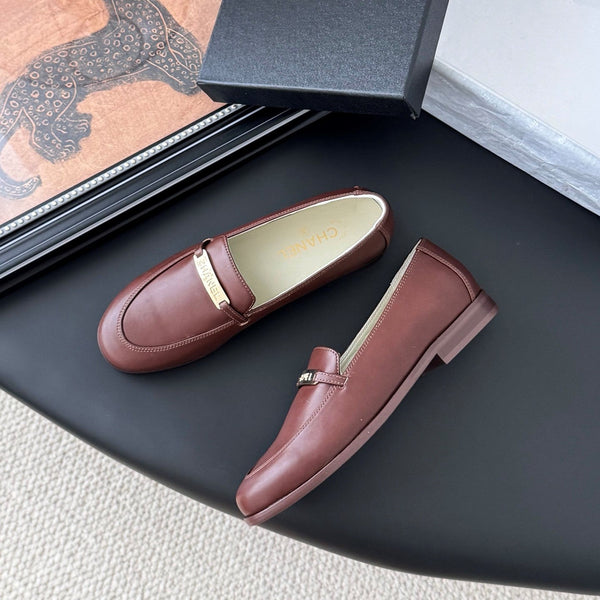 CC 25K Vintage Finition Main Loafers Reddish Brown Calfskin 458642