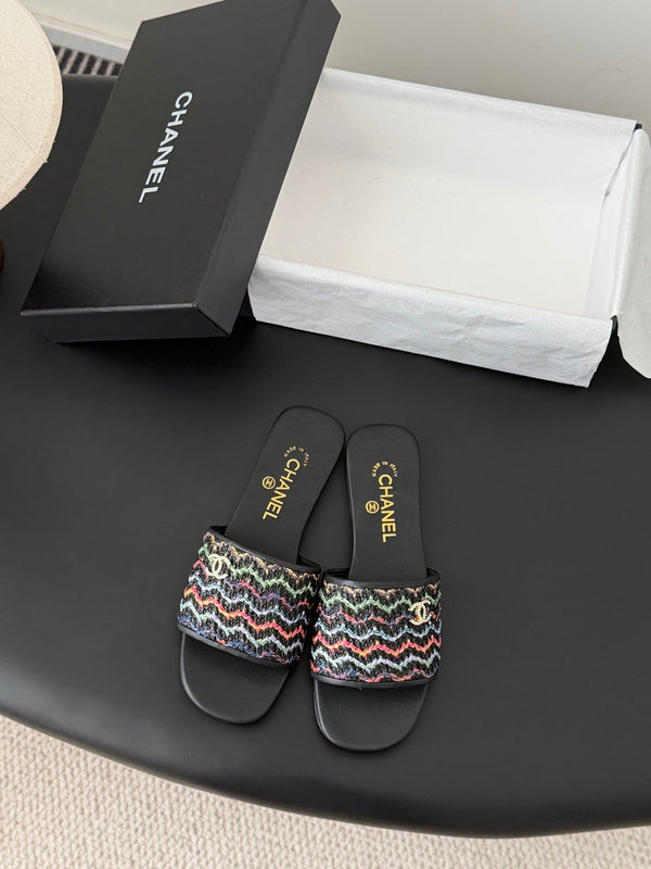 CC 26SS Slippers Black Colorful Woven Lambskin 670822