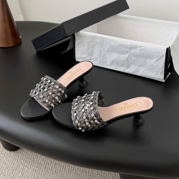 CC 26SS Sandales agneau tressé noir 670629