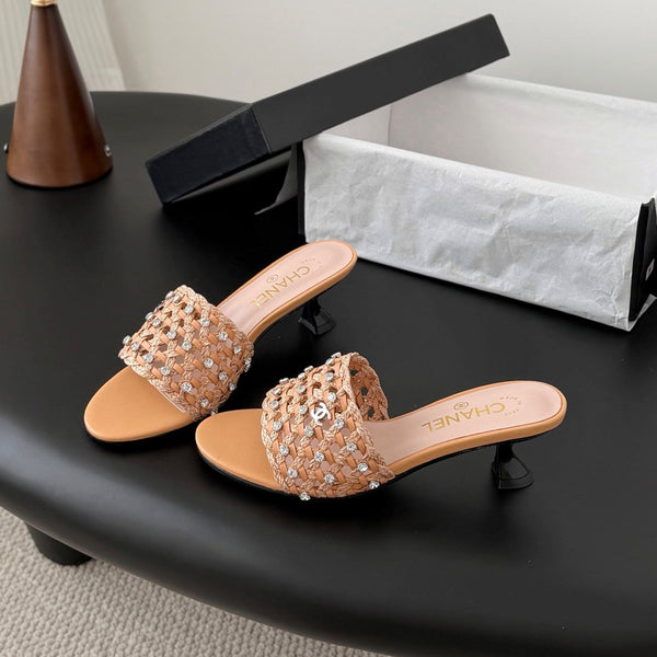 CC 26SS Sandales Agneau Tressé Beige 670631