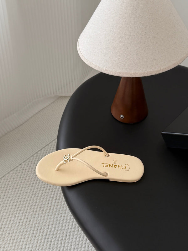 CC 2026 Thong Sandal Beige Calfskin 675905