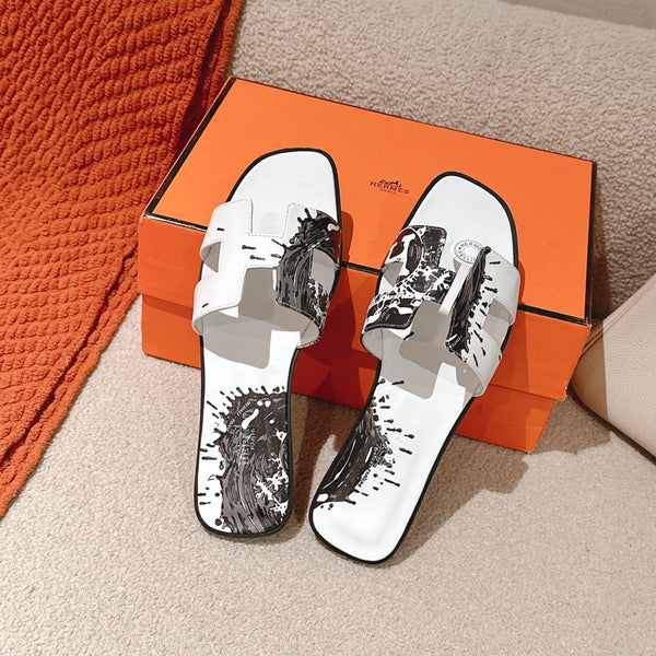 HM 3D Oran Sandals White Black Calfskin 243963