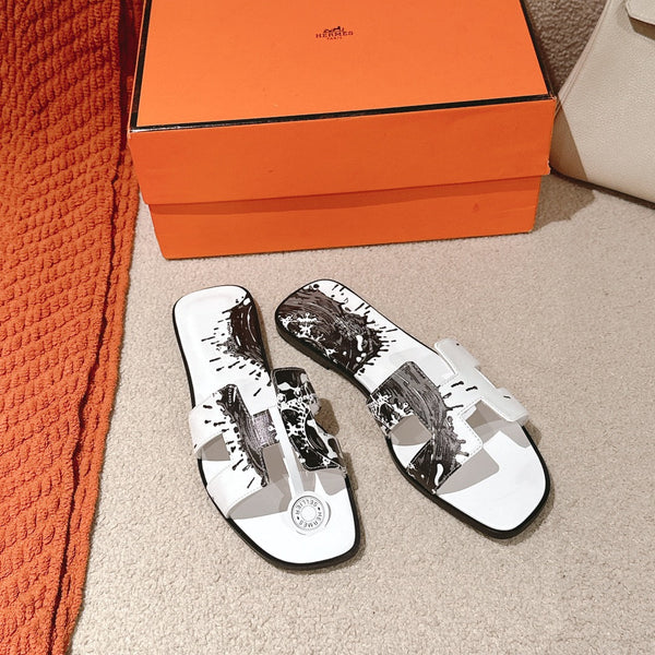 HM 3D Oran Sandals White Black Calfskin 243963