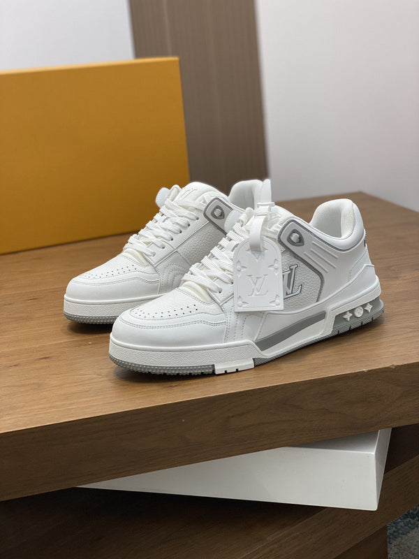 LV TRAINER  WHITE SNEAKER