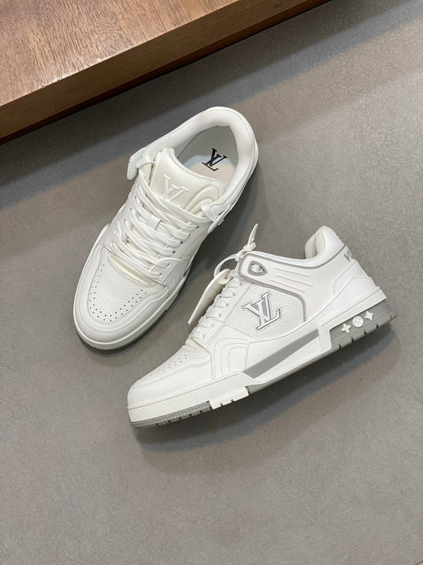 LV TRAINER  WHITE SNEAKER