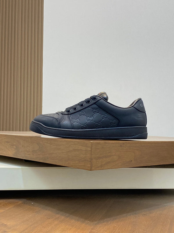 Sneaker GG Screener da uomo in pelle di vacchetta nera 534046
