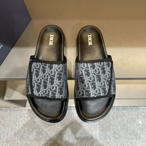 CIABATTA CON CINTURINO IN VELCRO CD COLOR PIOMBO JACQUARD
