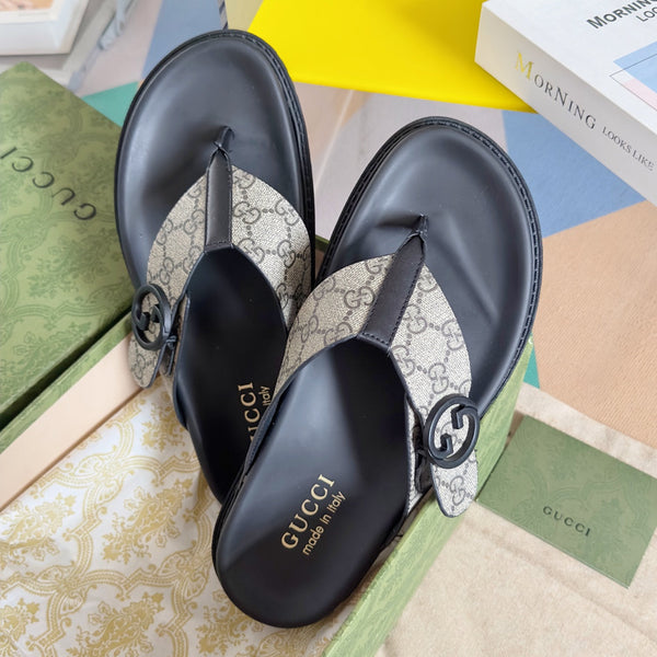 GG Men's Thong Sandals Brown Canvas 558135