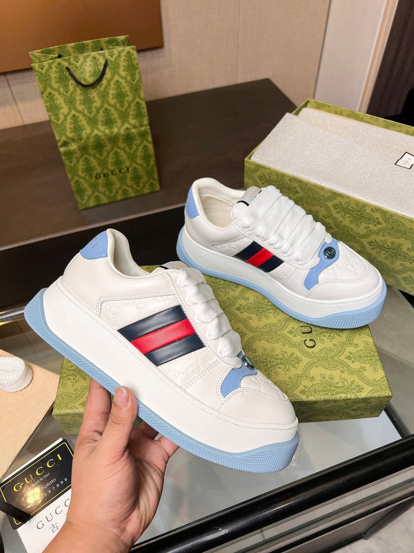 Sneaker GG Screener da uomo in tela di pecora bianca e blu 523602