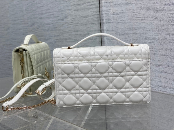 MY CD 24 TOP HANDLE BAG WHITE LAMBSKIN