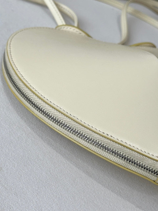 LE COEUR BAG 21 IN CREAM CALFSKIN
