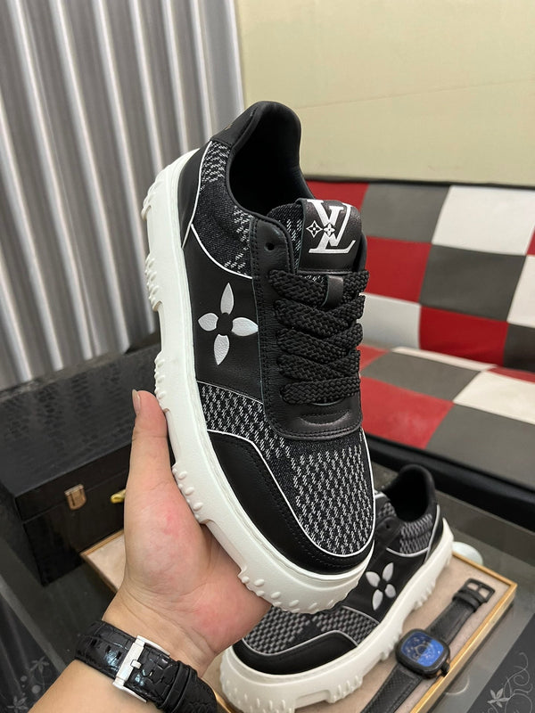 LV SNEAKER IN BLACK MONOGRAM CALFSKIN AND DENIM