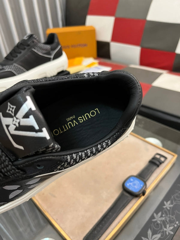 LV SNEAKER IN BLACK MONOGRAM CALFSKIN AND DENIM