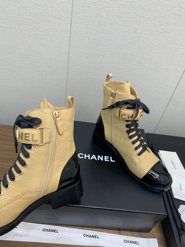 CC Short Boots Beige Cowhide