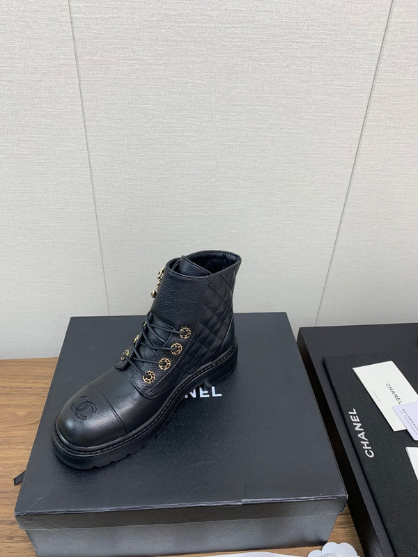 CC Ankle Boots Black Quilted Cowhide