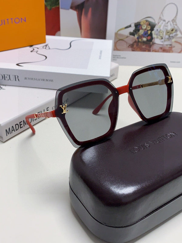 SQUARE SUNGLASSES 581355 IN RED ACETATE GREY LENSES