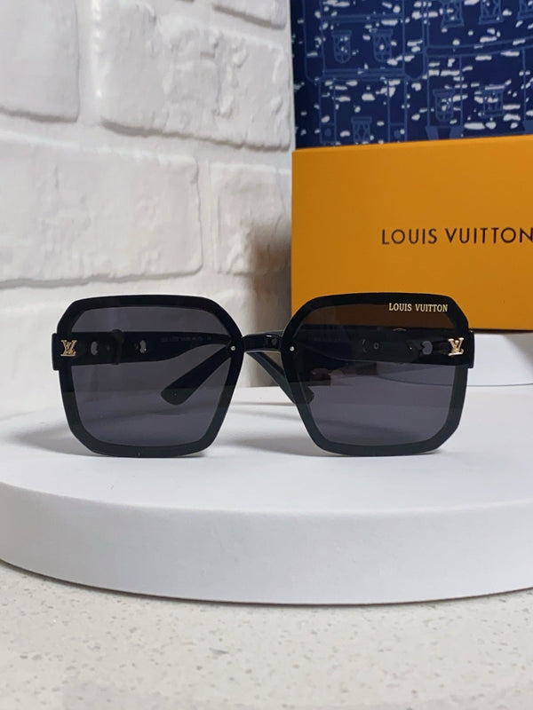SQUARE SUNGLASSES 573321 IN BROWN ACETATE BLACK LENS MONOGRAM LOGO
