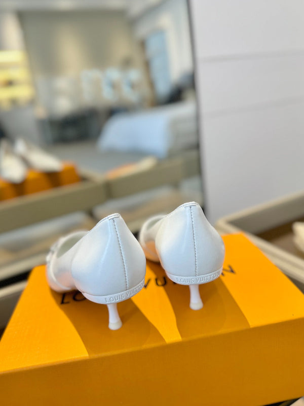 6AM 5.5cm White Leather Pumps 241207