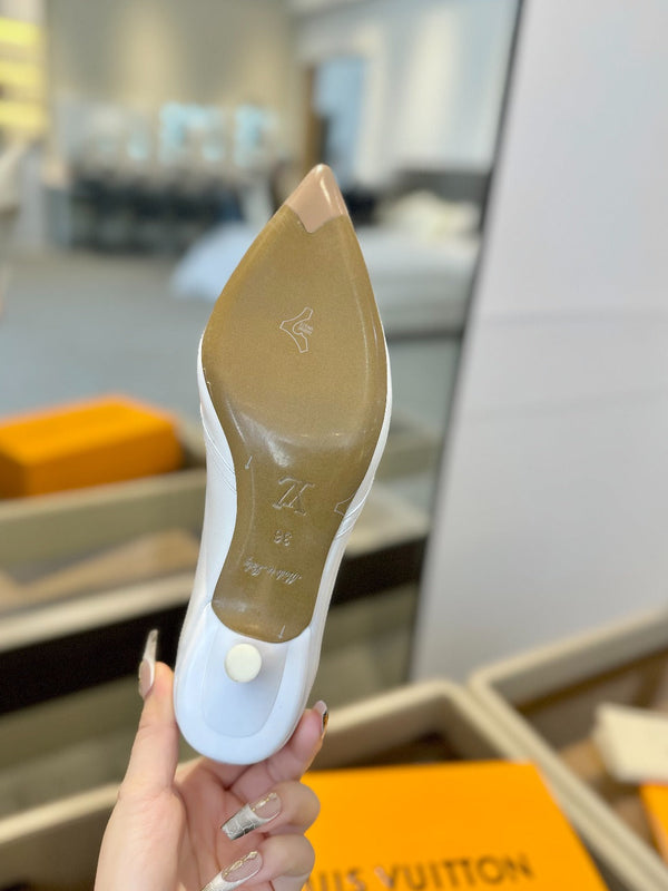 6AM 5.5cm White Leather Pumps 241207