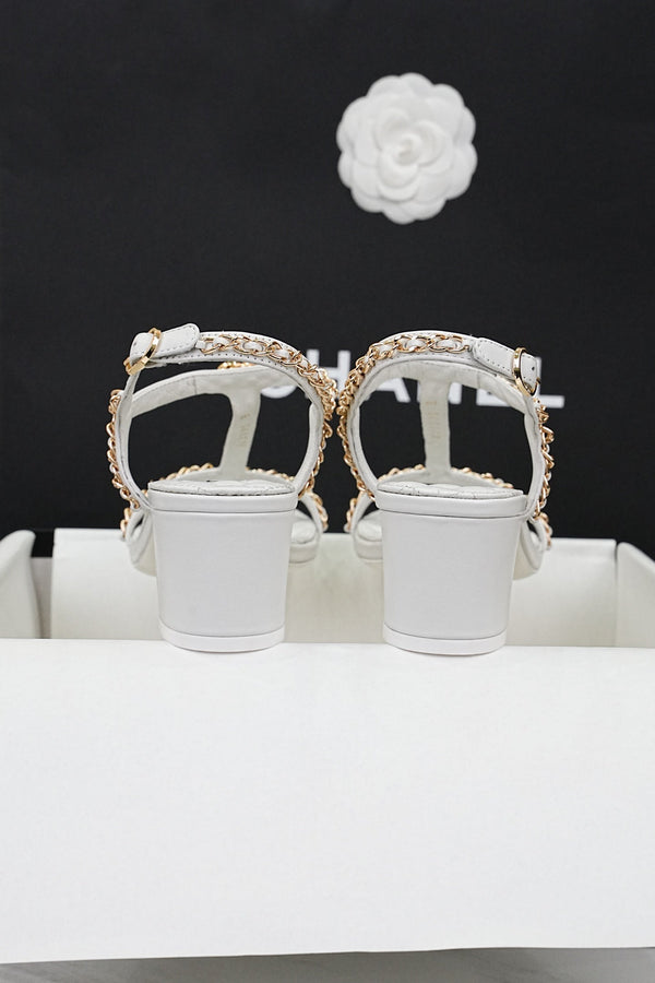 CC 26s Heart CC T-Strap Sandals White Quilted Leather 964934