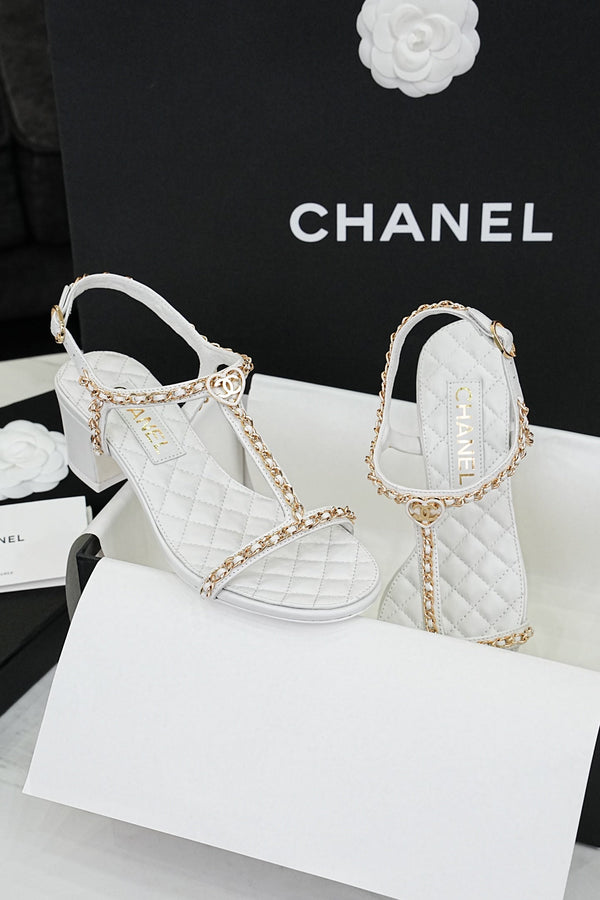 CC 26s Heart CC T-Strap Sandals White Quilted Leather 964934