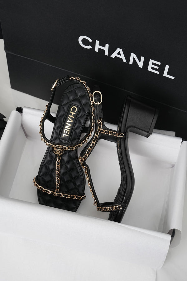 CC 26s Heart CC T-Strap Sandals Black Quilted Leather 964932