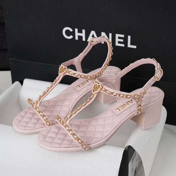 CC 26s Heart CC T-Strap Sandals Light Pink Quilted Leather 964933
