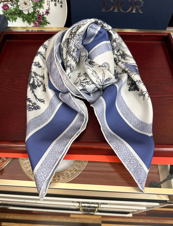 CD 26s Scarf 90cm Silk 304189