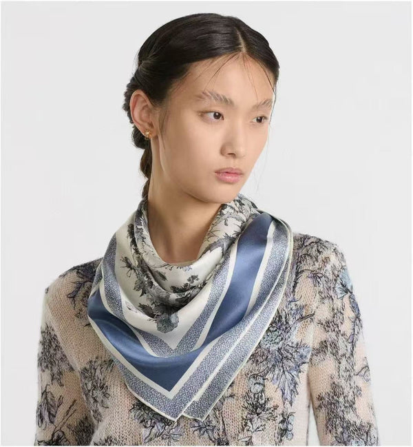 CD 26s Scarf 90cm Silk 304189