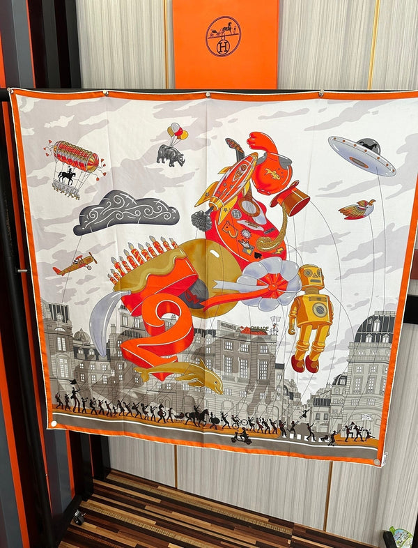 HM 26s Printed Square Scarf 90 In Silk 307339