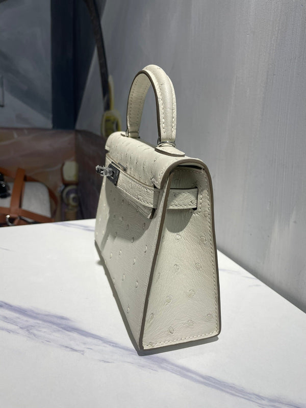 Hermes Kelly 19 Sellier Off White Ostrich Leather Bag Sliver Hardware (need 25 day to produce) 270341