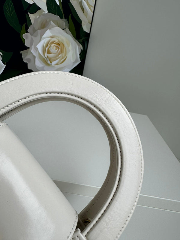 cc 24a nano 19cm borsa shopper kelly in pelle di agnello bianco pastello