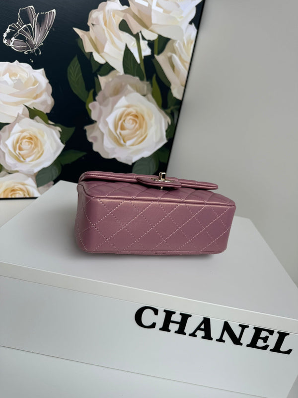 Borsa mini con patta 24c 20 cm con manico superiore in pelle di vitello rosa viola
