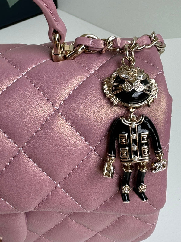 Borsa mini con patta 24c 20 cm con manico superiore in pelle di vitello rosa viola