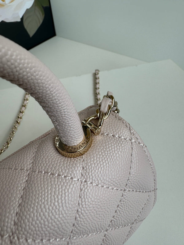 CC 24K Coco Handle Nano 14,5 cm Pelle di vitello grana rosa chiaro Hardware dorato 
