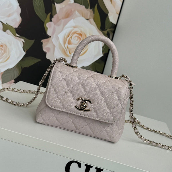 CC 24K Coco Handle Nano 14,5 cm Pelle di vitello grana rosa chiaro Hardware dorato 