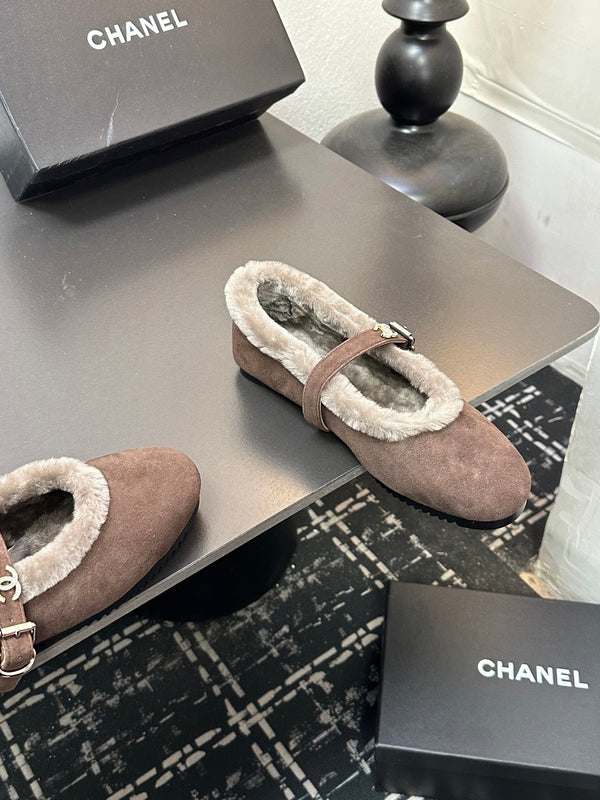 CC 2025 Puffer Ballet Flat With Strap Dark Coffee Sheepskin Fur 529345