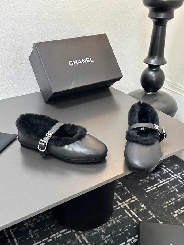 CC 2025 Puffer Ballet Flat With Strap Black Sheepskin Fur 529346