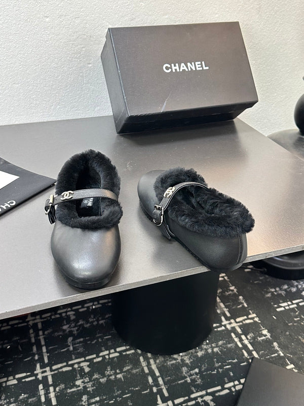 CC 2025 Puffer Ballet Flat With Strap Black Sheepskin Fur 529346