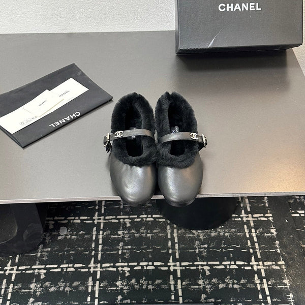 CC 2025 Puffer Ballet Flat With Strap Black Sheepskin Fur 529346