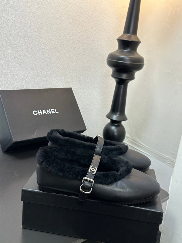 CC 2025 Puffer Ballet Flat With Strap Black Sheepskin Fur 529346