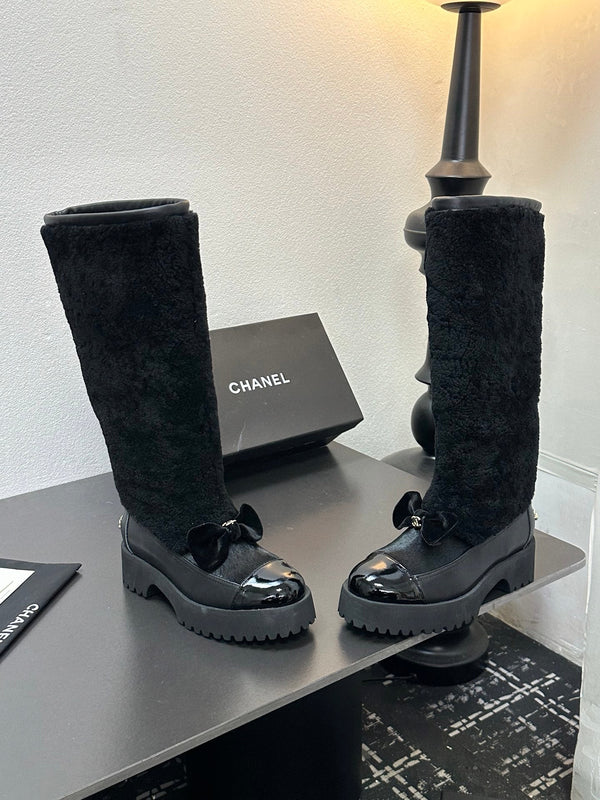 CC Coco Neige 2025/26 High Boots Black Shearling Lambskin Patent Leather 529339
