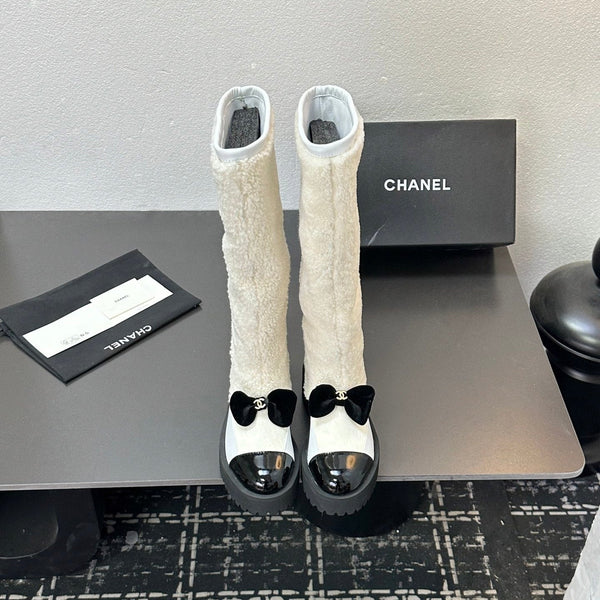 CC Coco Neige 2025/26 High Boots Black White Shearling Lambskin Patent Leather 529340