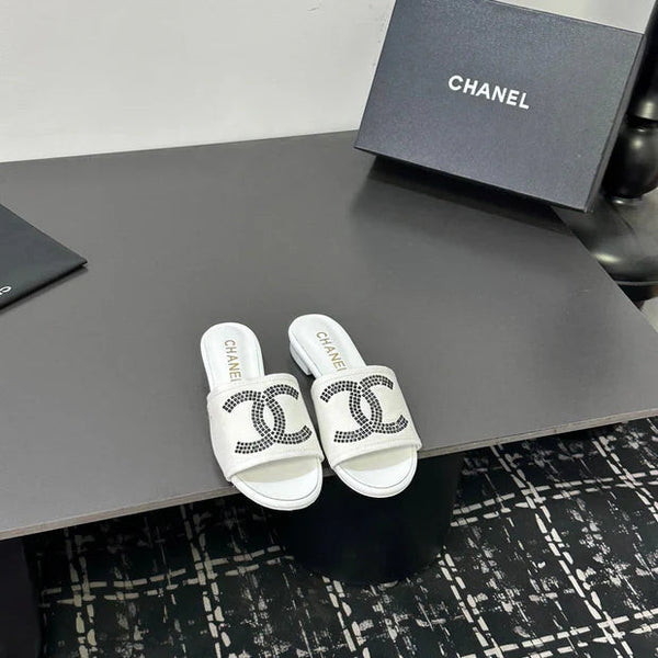CC 2026 Chaussons Toile Blanche Peau de Mouton 668148