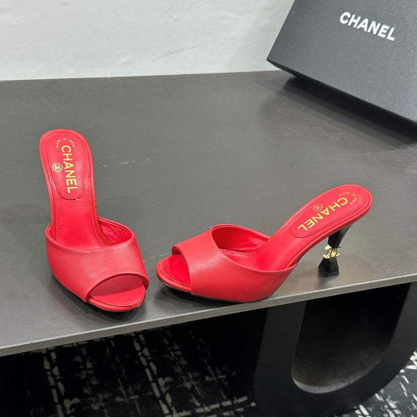 CC 26s Sandal Red Sheepskin 832568