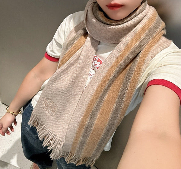 Loewe Scarf 180CM Beige Camel Cashmere 968539