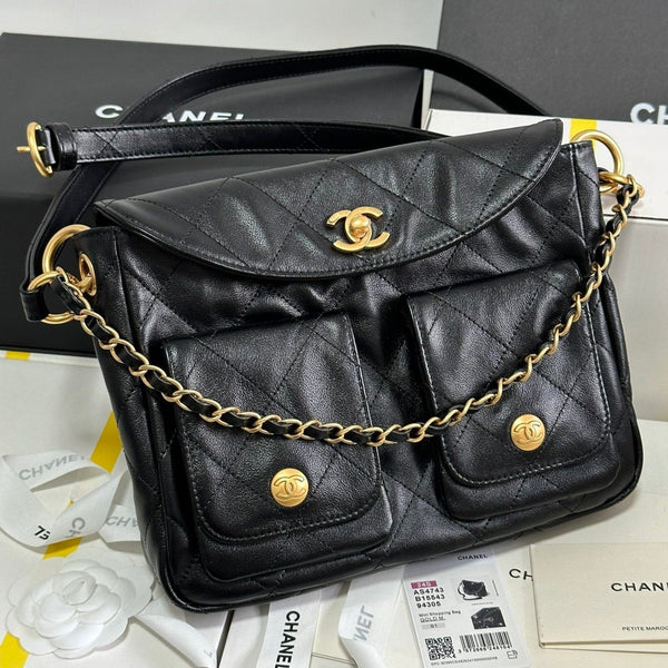 PICCOLA BORSA HOBO POSTINO HIPPIE 25 IN PELLE DI VITELLO NERA E FERRAMENTA ORO 